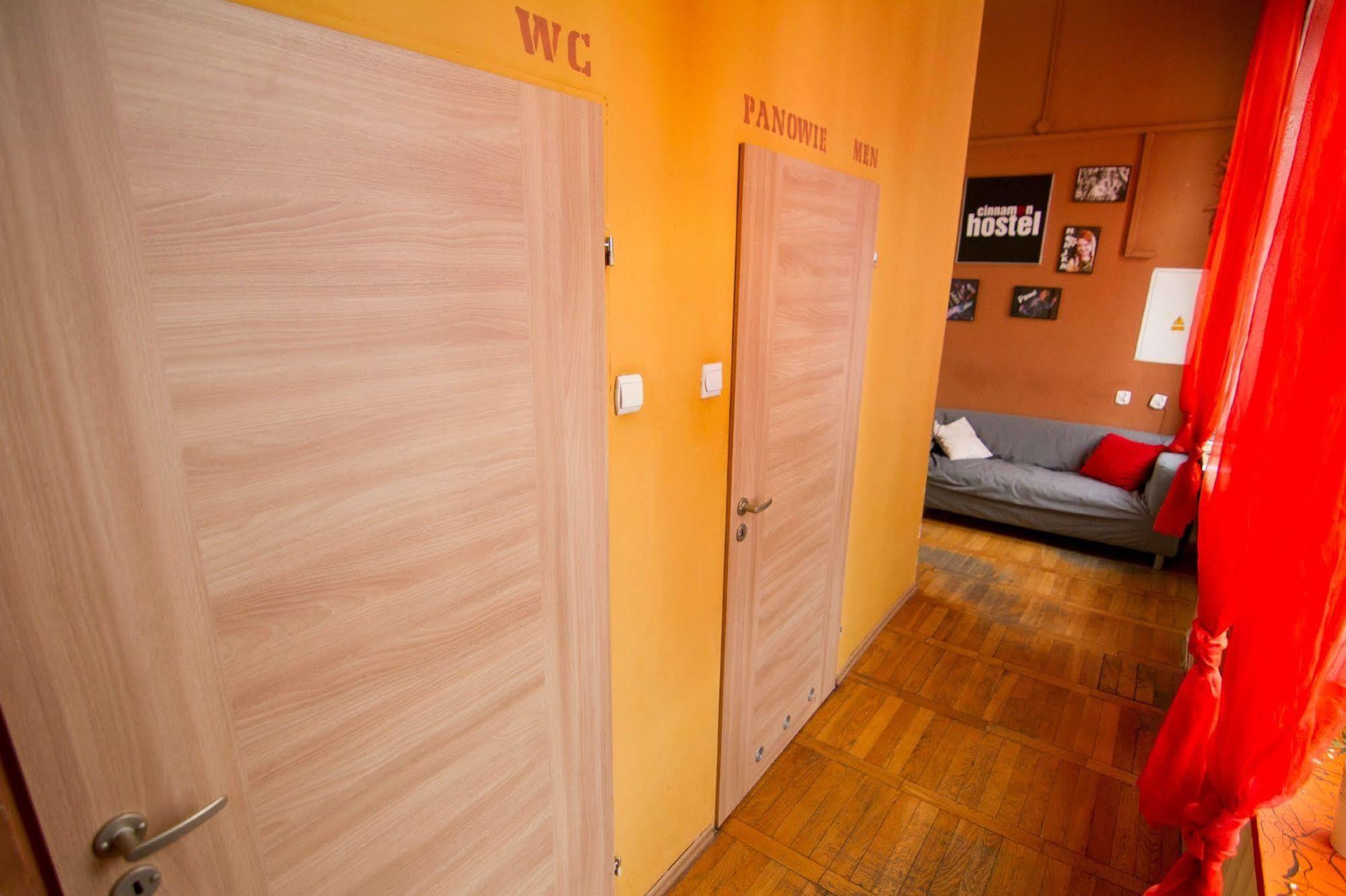 Cinnamon Hostel Wroclaw Exterior photo